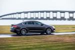 Chrysler 200 2015 года